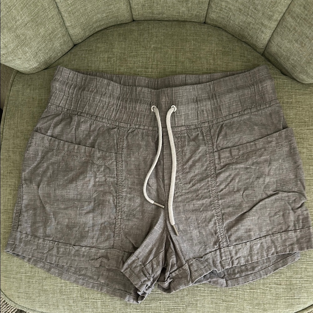 Athleta Gray Women's Linen Shorts